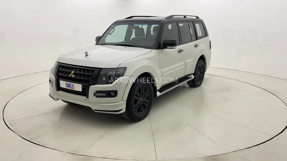 Mitsubishi Pajero 2020 for Sale in Dubai Image-7