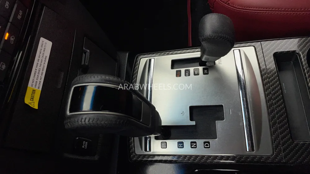 Mitsubishi Pajero 2020 for Sale in Dubai Image-18