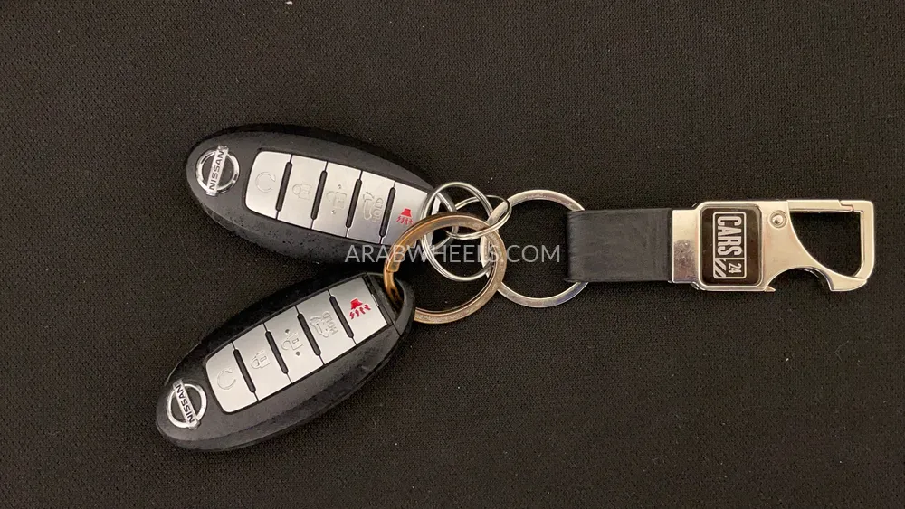 Nissan Patrol 2018 for Sale in Dubai Image-31