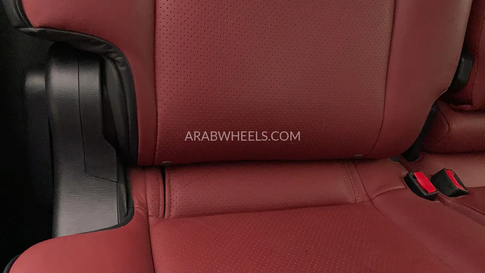 Nissan Patrol 2018 for Sale in Dubai Image-44