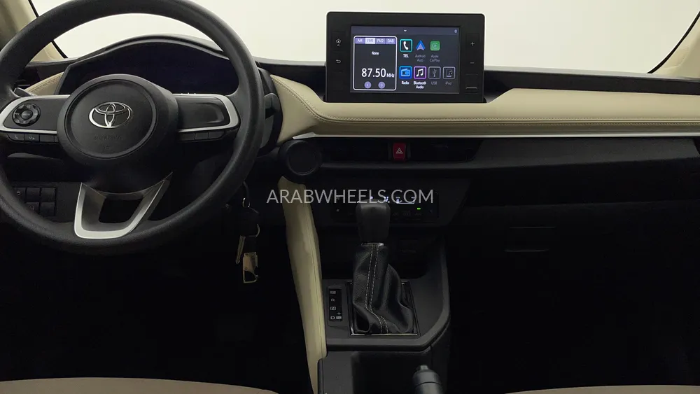 Toyota Yaris 2023 for Sale in Dubai Image-14