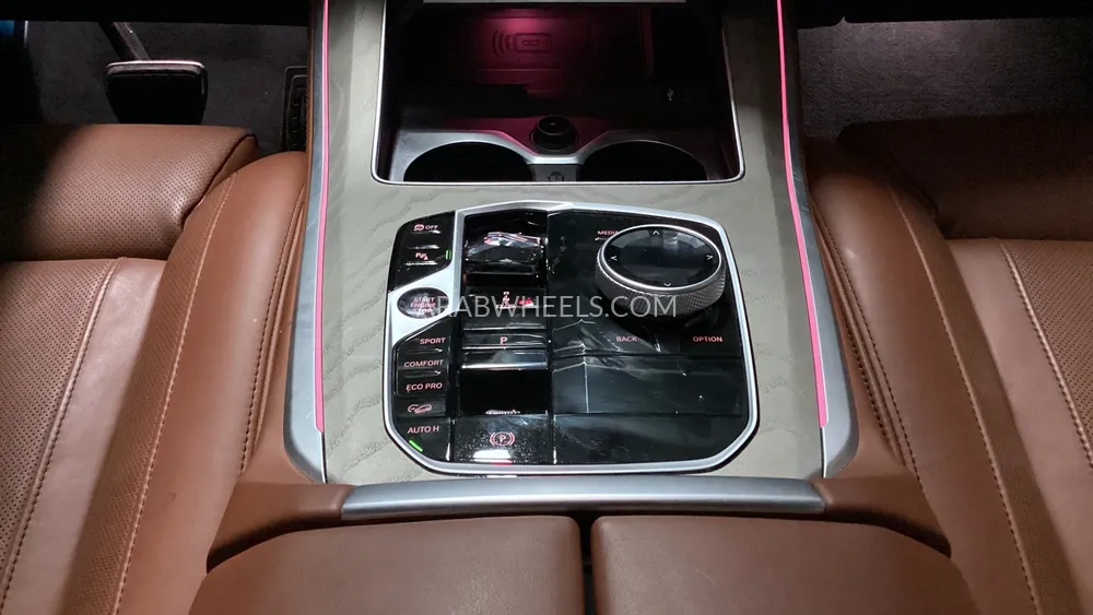 BMW X5 2024 for Sale in Sharjah Image-16