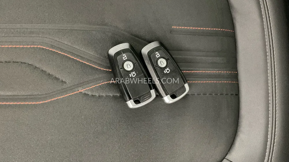 Ford Taurus 2024 for Sale in Sharjah Image-17