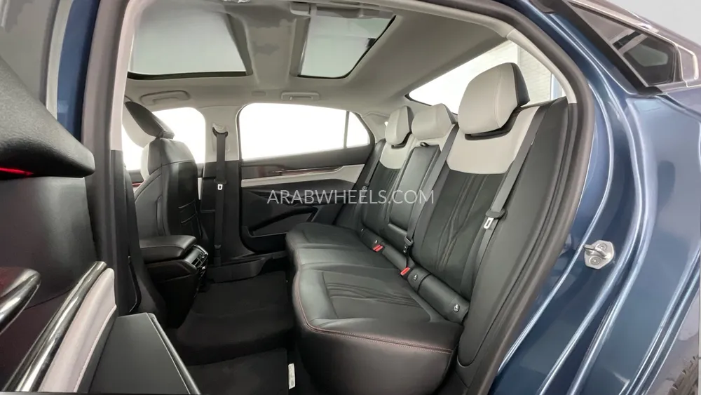 Ford Taurus 2024 for Sale in Sharjah Image-23