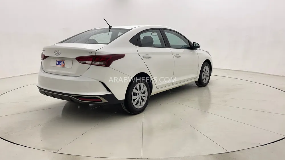 Hyundai Accent 2021 for Sale in Dubai Image-3