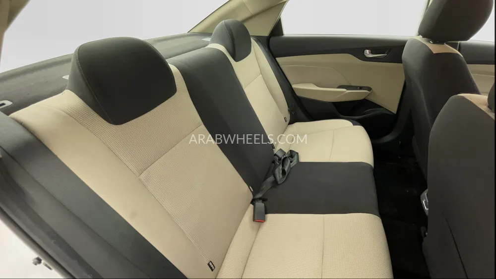 Hyundai Accent 2021 for Sale in Dubai Image-23