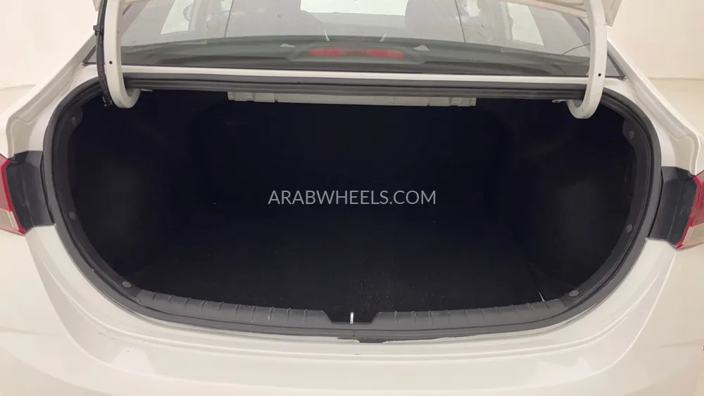 Hyundai Accent 2021 for Sale in Dubai Image-24