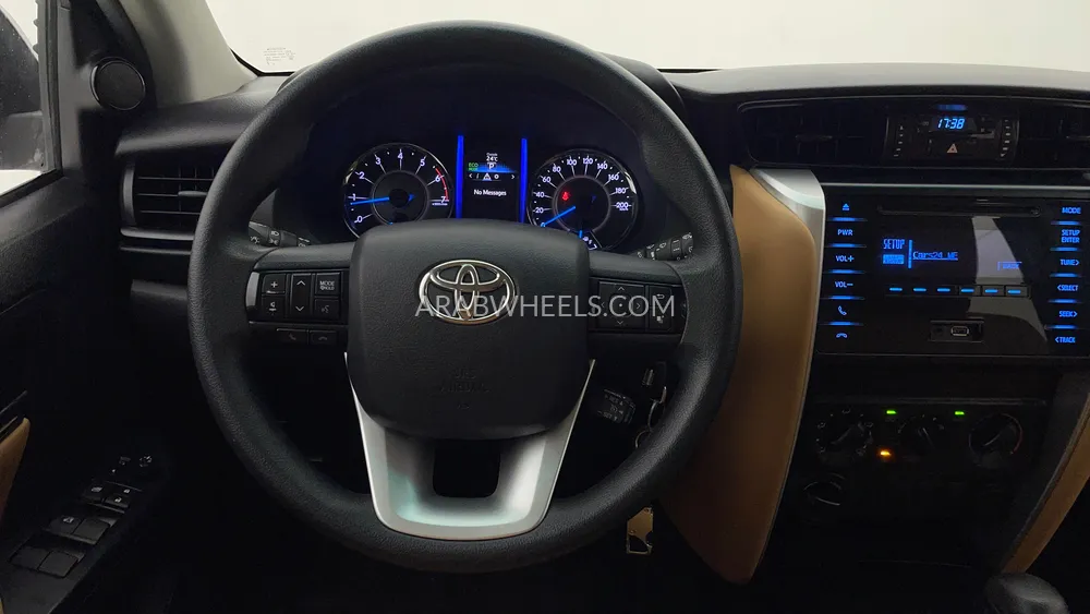 تويوتا فورتشنر 2019 for Sale in دبي Image-15