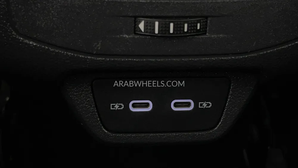 Volkswagen T Roc 2021 for Sale in Dubai Image-39