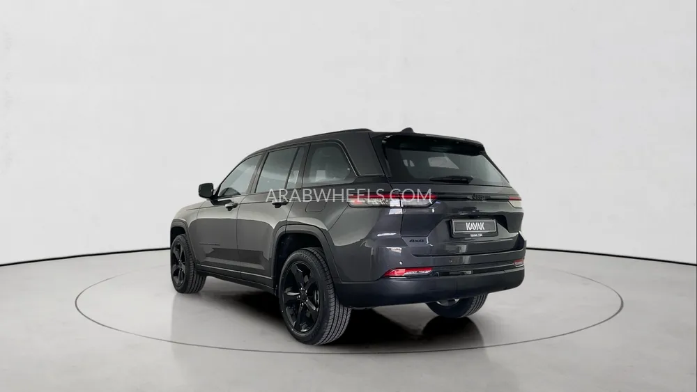 Jeep Grand Cherokee 2022 for Sale in Dubai Image-4