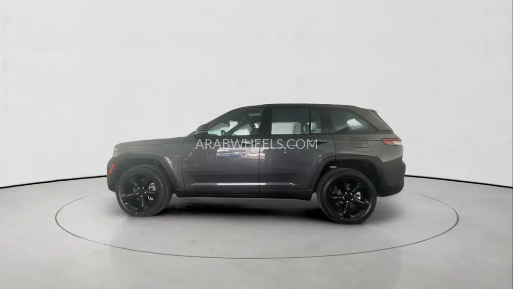 Jeep Grand Cherokee 2022 for Sale in Dubai Image-7