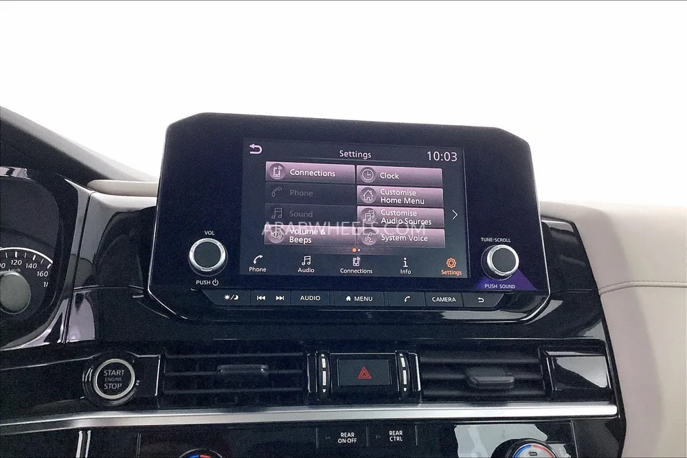 Nissan Pathfinder 2023 for Sale in Dubai Image-10