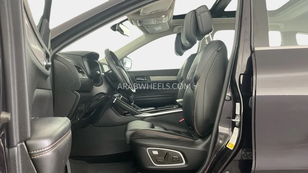 Renault Koleos 2023 for Sale in Sharjah Image-24