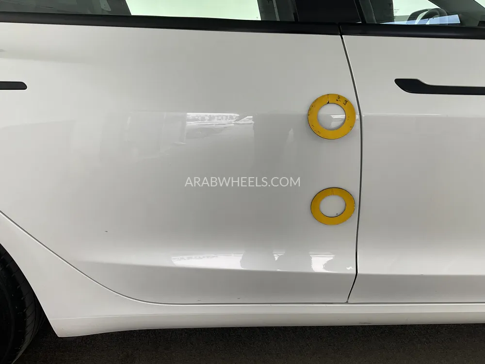 Tesla Model 3 2023 for Sale in Dubai Image-34