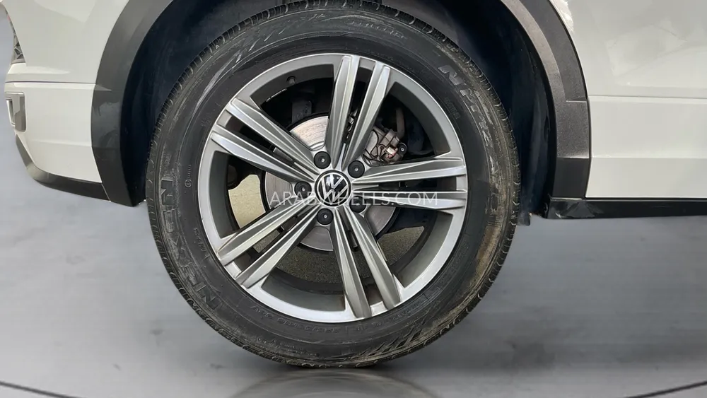 Volkswagen T Roc 2021 for Sale in Dubai Image-9