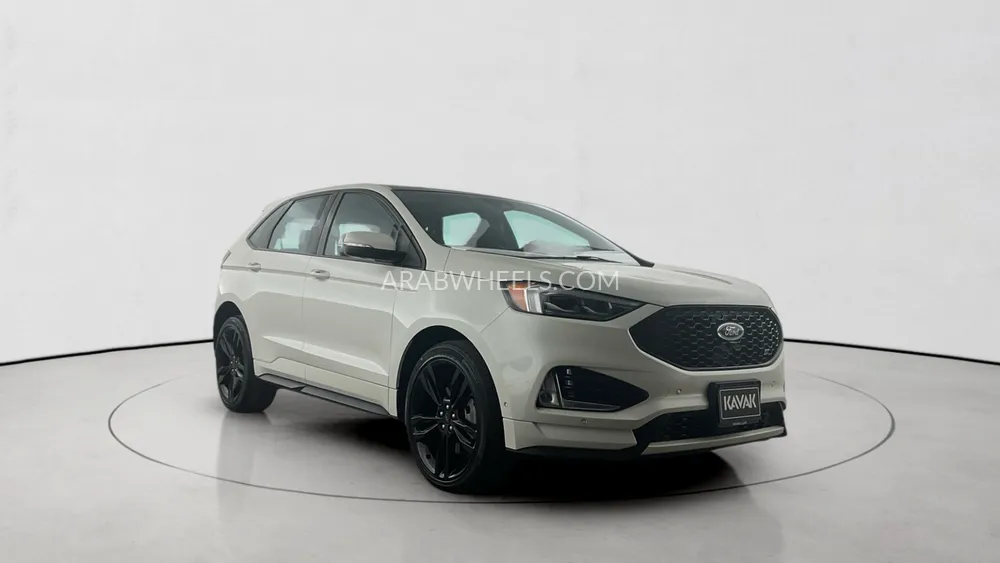 Ford Edge 2023 for Sale in Sharjah Image-3