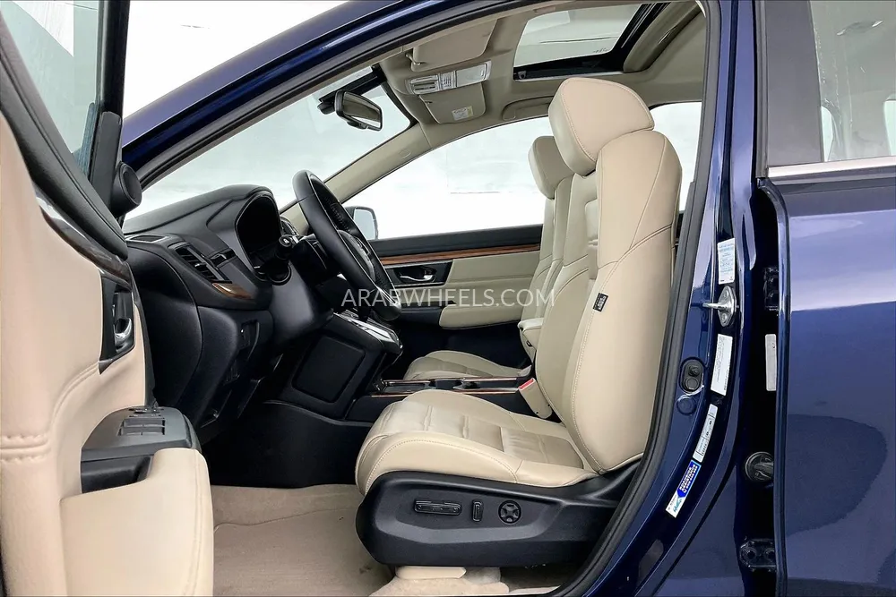 Honda CR-V 2022 for Sale in Sharjah Image-24