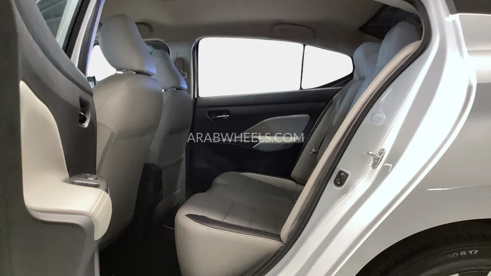 نيسان صني 2024 for Sale in الشارقة Image-14