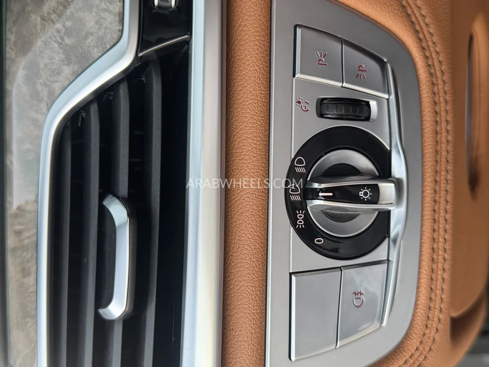 BMW 7 series 2021 for Sale in Dubai Image-8
