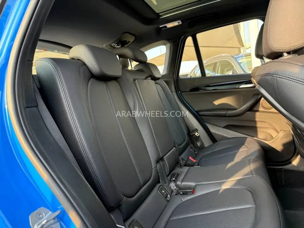 بي إم دبليو X1 2020 for Sale in الشارقة Image-11