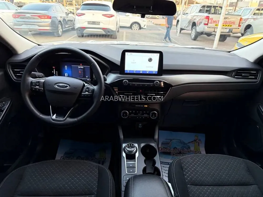 Ford Escape 2023 for Sale in Sharjah Image-3