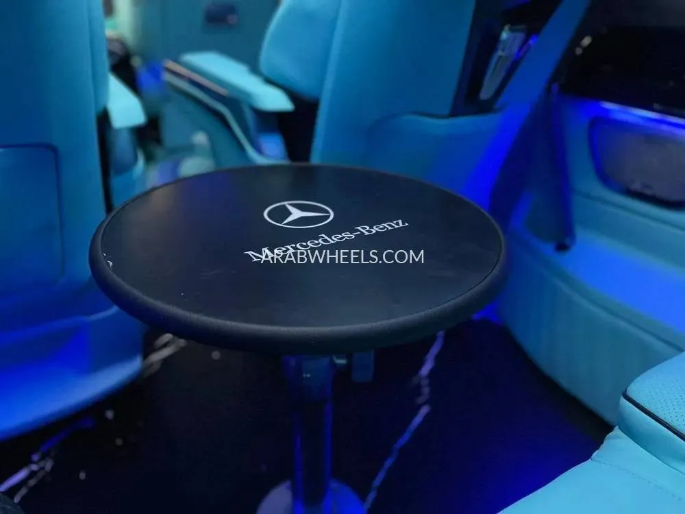 Mercedes Benz Vito 2018 for Sale in Dubai Image-8