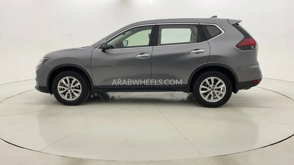 Nissan X-Trail 2021 for Sale in Dubai Image-6