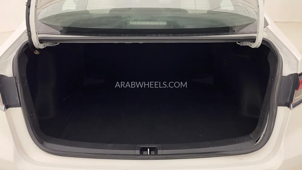 تويوتا كورولا 2020 for Sale in دبي Image-24