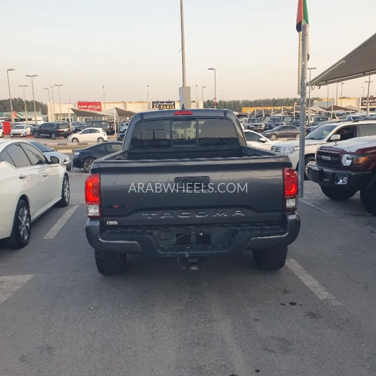 تويوتا تاكوما 2022 for Sale in الشارقة Image-8