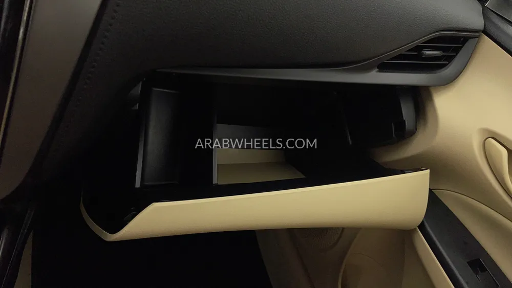 تويوتا يارس 2022 for Sale in دبي Image-27