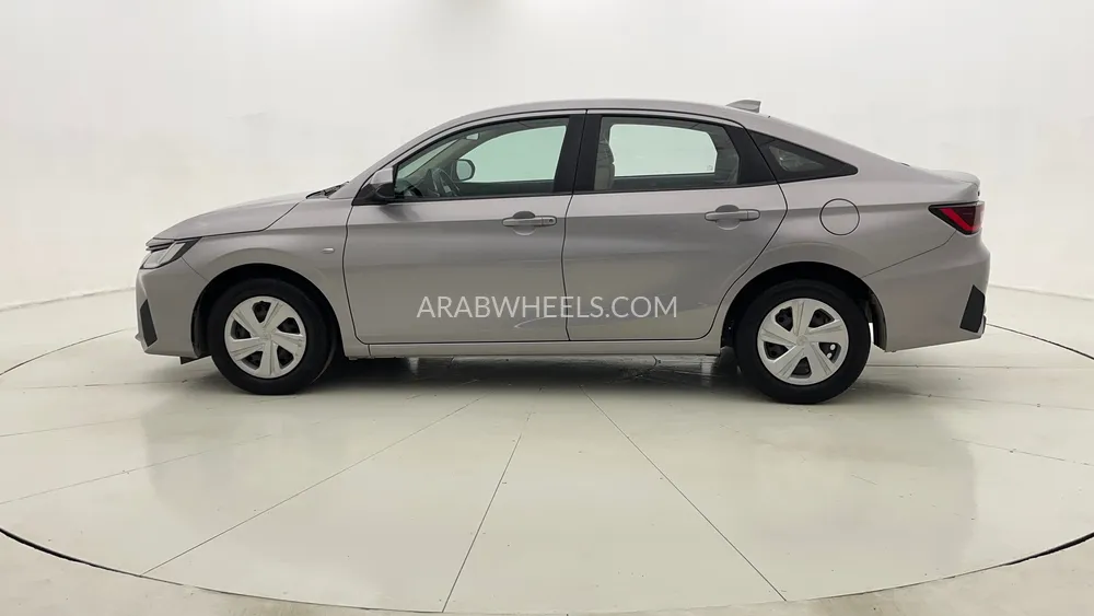 تويوتا يارس 2023 for Sale in دبي Image-6