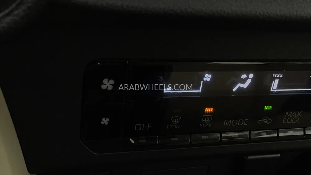 تويوتا يارس 2023 for Sale in دبي Image-35