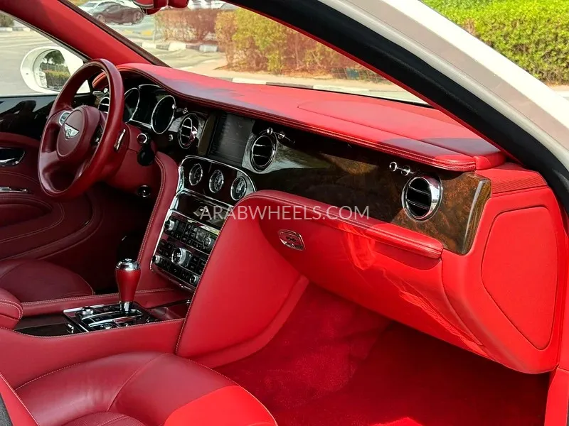 Bentley Mulsanne 2013 for Sale in Dubai Image-10