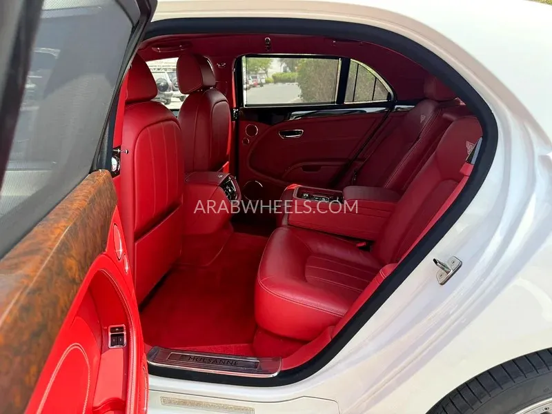 Bentley Mulsanne 2013 for Sale in Dubai Image-11