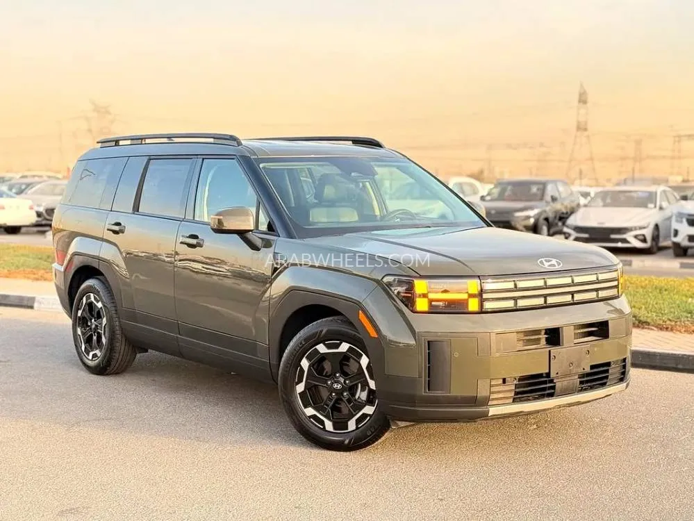 Hyundai Grand Santa Fe 2024 for Sale in Dubai Image-10