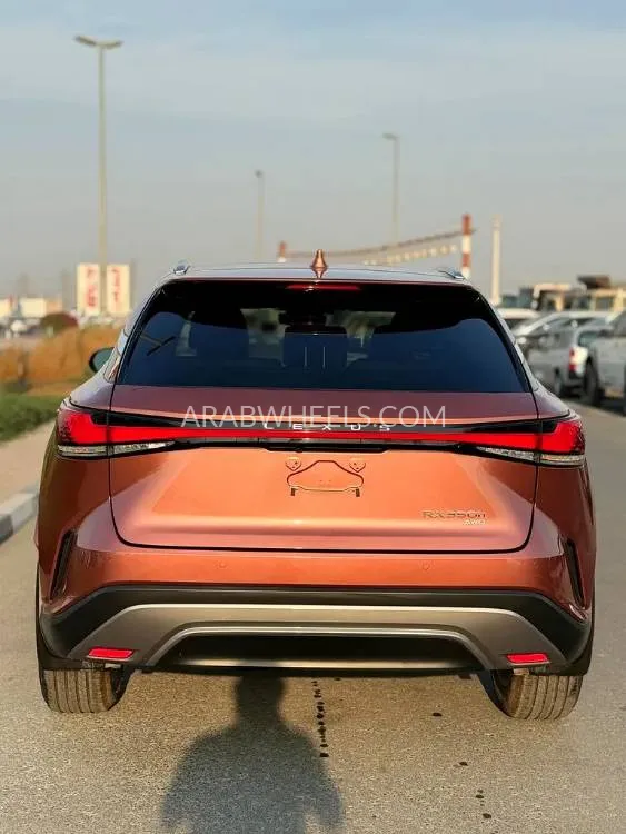 Lexus RX 2023 for Sale in Dubai Image-13