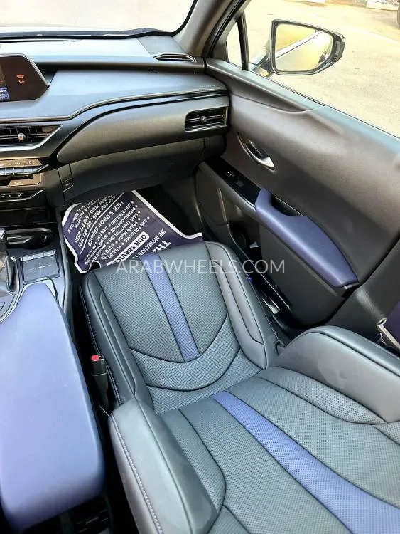 Lexus UX 2022 for Sale in Dubai Image-14