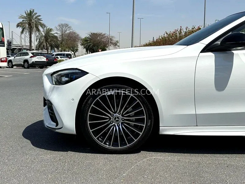 Mercedes Benz C Class 2022 for Sale in Dubai Image-2