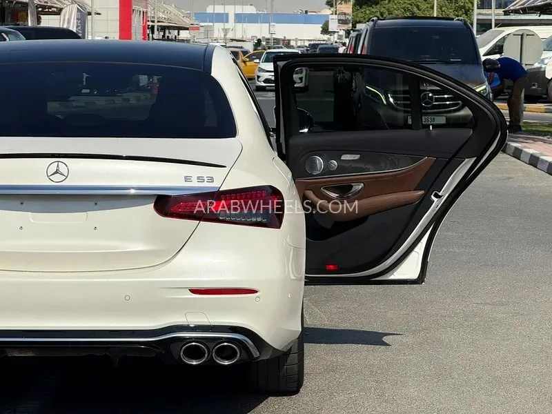 Mercedes Benz E Class 2020 for Sale in Dubai Image-15