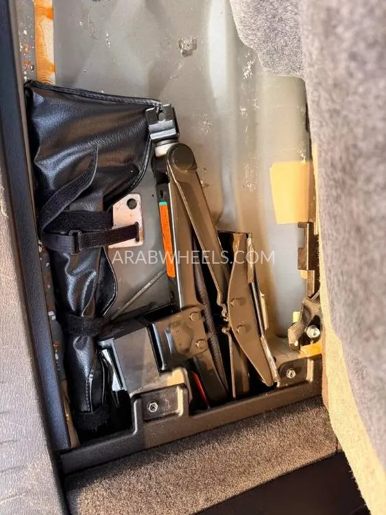 Nissan Armada 2022 for Sale in Dubai Image-13