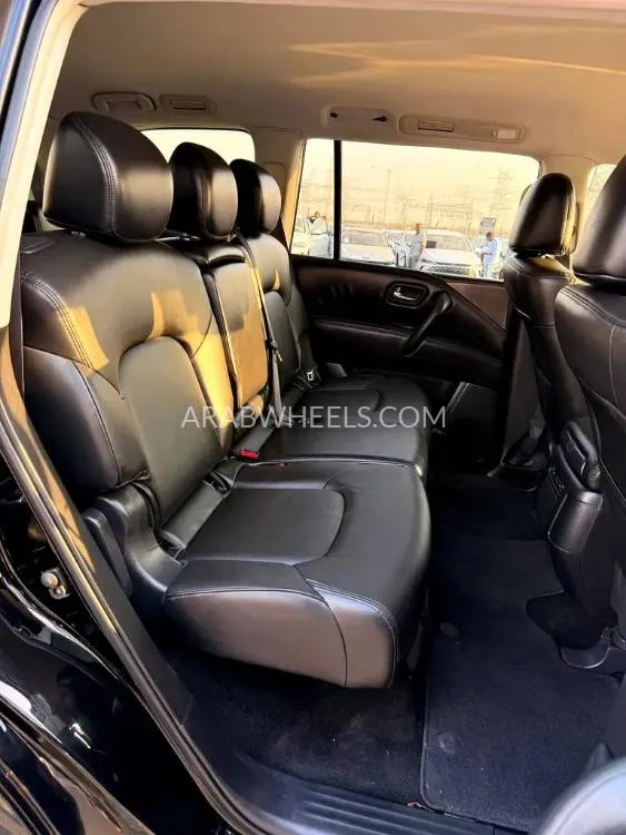 Nissan Armada 2022 for Sale in Dubai Image-18