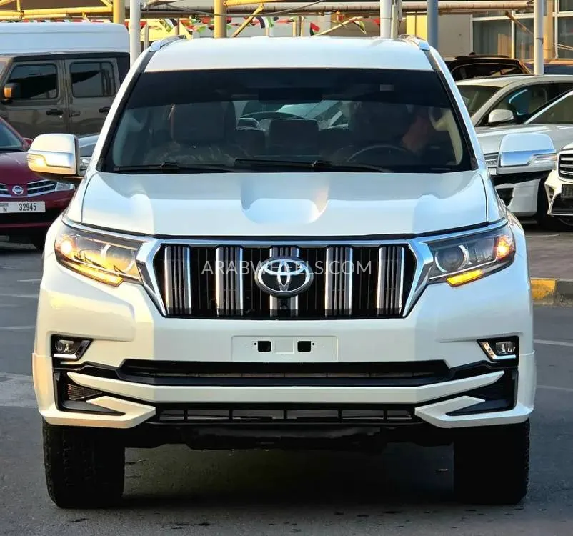 Toyota Land Cruiser Prado 2013 for Sale in Sharjah Image-6