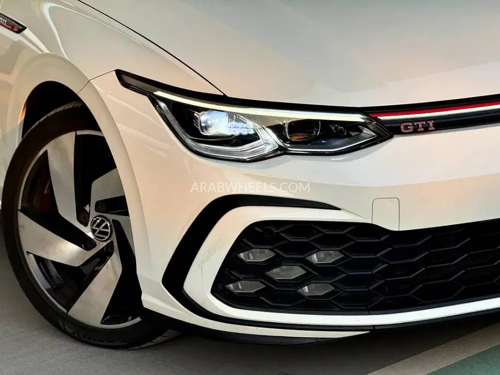 Volkswagen Golf GTI 2021 for Sale in Sharjah Image-4