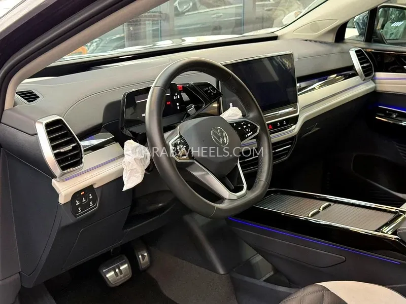 Volkswagen ID.6 2022 for Sale in Dubai Image-3