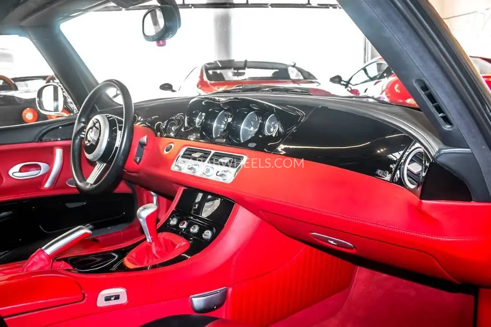 BMW Z8 2002 for Sale in Abu Dhabi Image-8