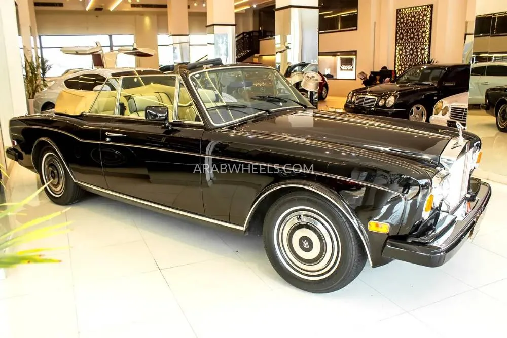 Rolls Royce Corniche 1985 for Sale in Abu Dhabi Image-11