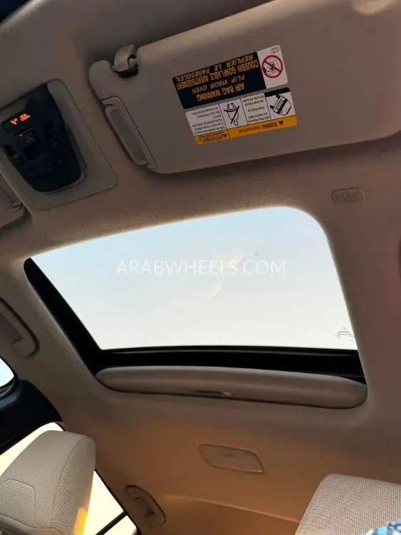 Toyota Corolla Cross 2022 for Sale in Dubai Image-7