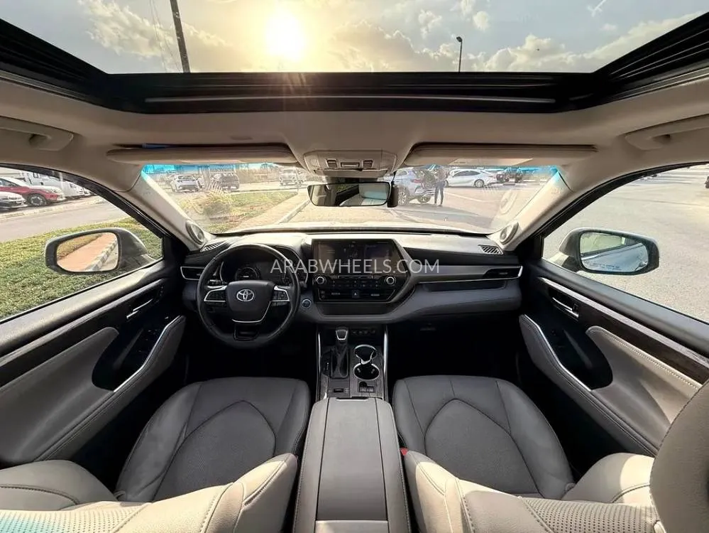 تويوتا جراند هايلاندر 2020 for Sale in دبي Image-10