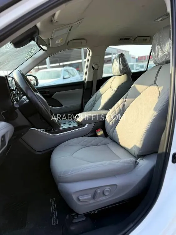 تويوتا جراند هايلاندر 2022 for Sale in دبي Image-3