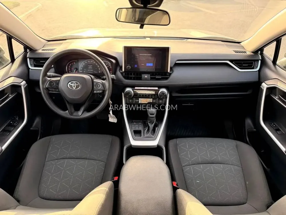 تويوتا راف 4 2024 for Sale in دبي Image-18